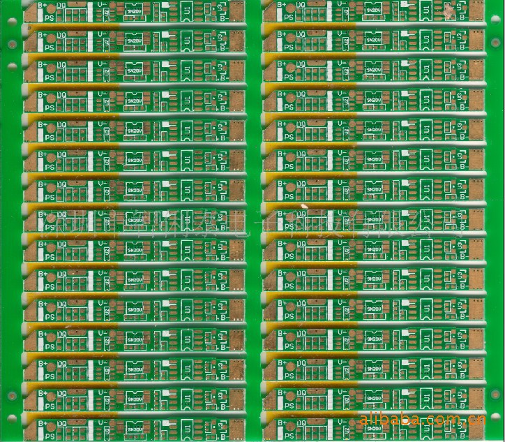 覆铜板涨价潮起：算力驱动PCB高景气 设备端资本开支迎黄金期(图1)